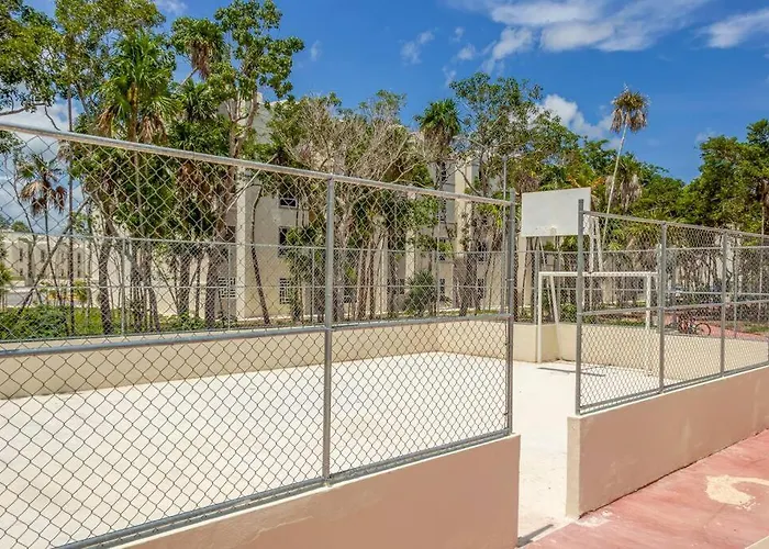 Apartamento Cozy Oasis: 2-bedroom W/ Pool